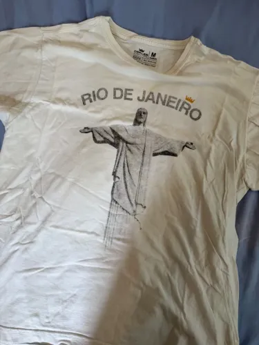 Camiseta Osklen Cristo redentor M branca em bom estado