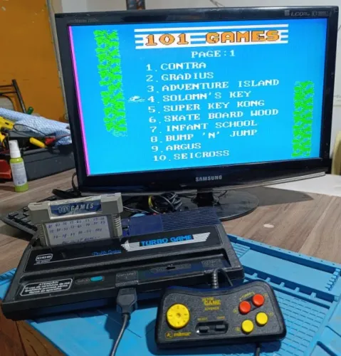 Video Game Turbo Game Com 1 contole e 1 Cartucho com 101 jogos
