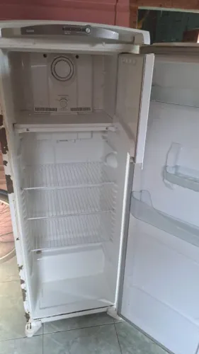 Geladeira consul fros free