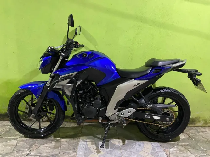 Moto fazer 250