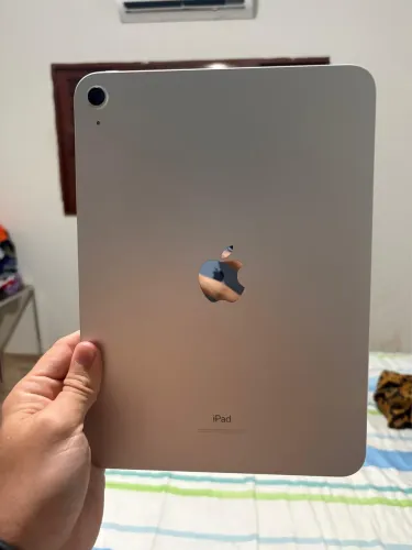 iPad 10ª Geração 64GB - Semi Novo | R$ 2.000