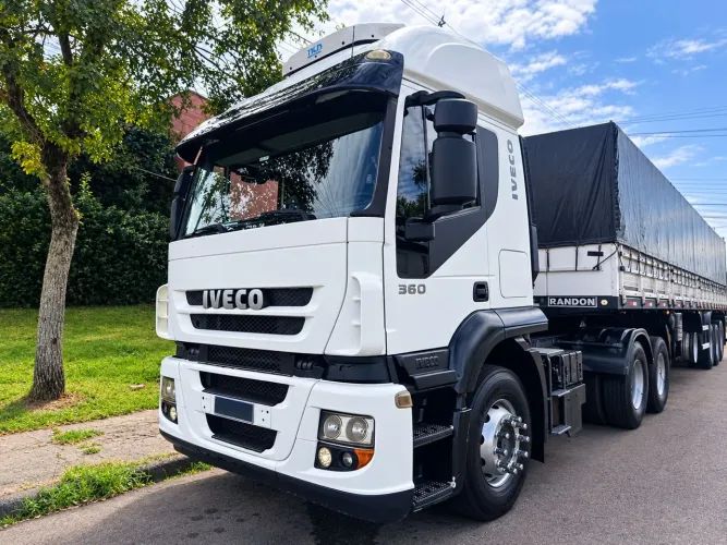 IIVECO STRALIS 380 6x2 + CARRETA RANDON 4 EIXOS