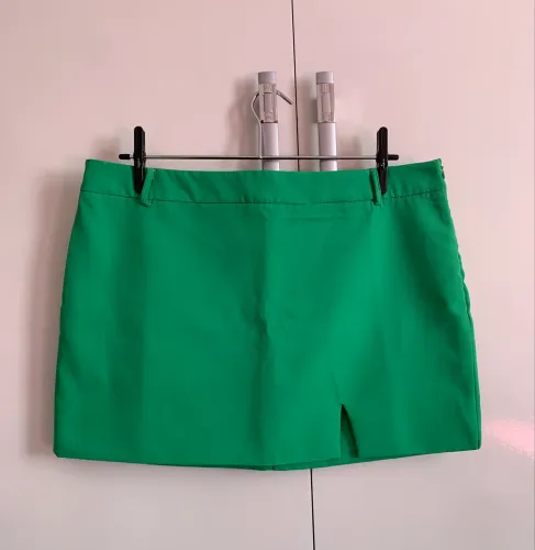 (TAM: M / NOVA!) SAIA ALFAIATARIA VERDE