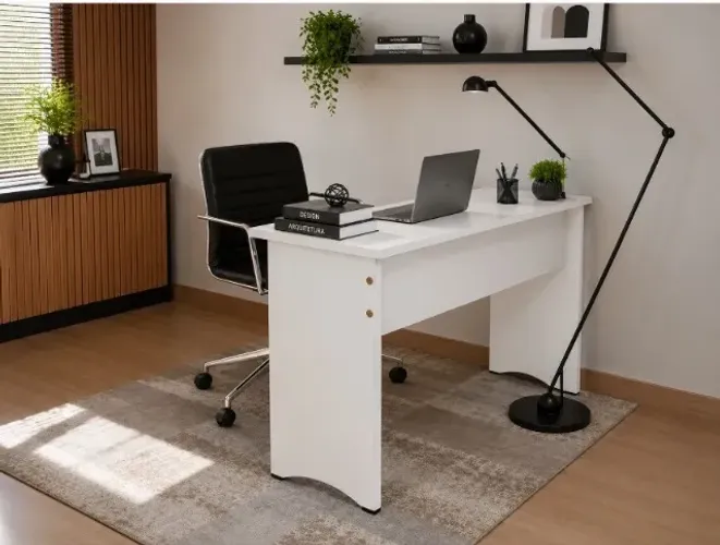 Mesa Top Best Office Em MDF. Medidas L80cm x P35cm x A74cm.
