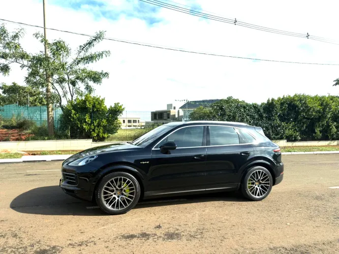 Porsche Cayenne E-hybrid 3.0 V6 462cv 2020