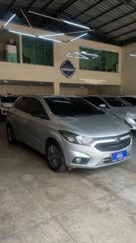 Chevrolet Onix Hatch 1.0 12V TB Flex Aut. 4P 2021