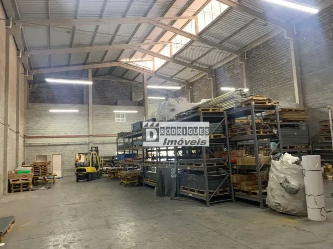Galpão para alugar, 1100 m² por R$ 40.000,00/mês - Vila Santa Luzia - São Bernardo do Camp