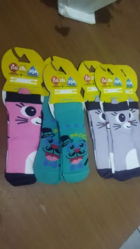 3 meias soquete menina.R$ 35