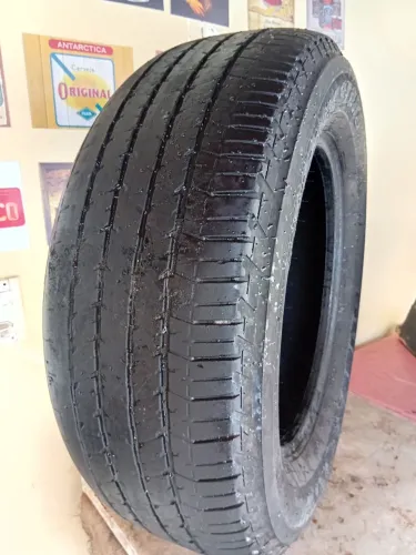Pneu Hilux