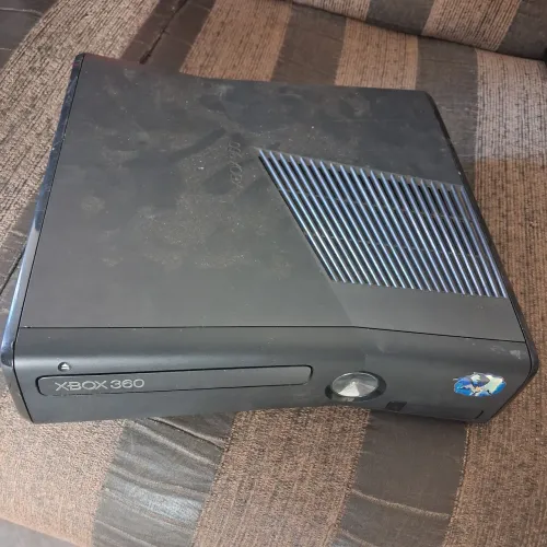 Xbox360 com defeito plim