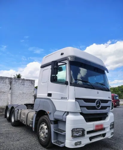 Oportunidade M Benz Axor 2544 S 2018