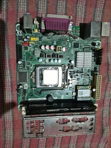Kit i5 2310 + 12gb DDR3 + placa mãe Intel