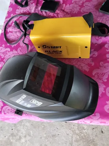 Máquina de solda completa e máscara