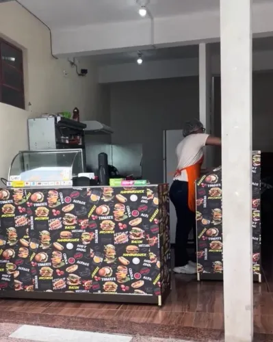  Balcão Envelopado e Caixa registradora