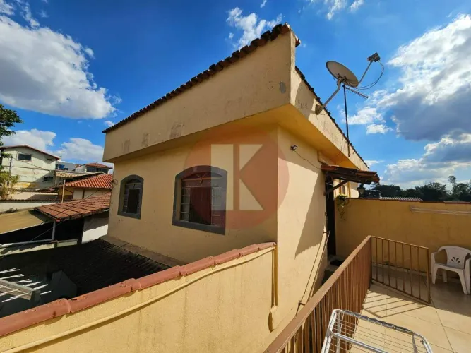 Casa à venda, 9 quartos, 2 vagas, Planalto - Belo Horizonte/MG
