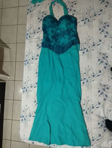 Vestido social longo verde tamanho P seminovo