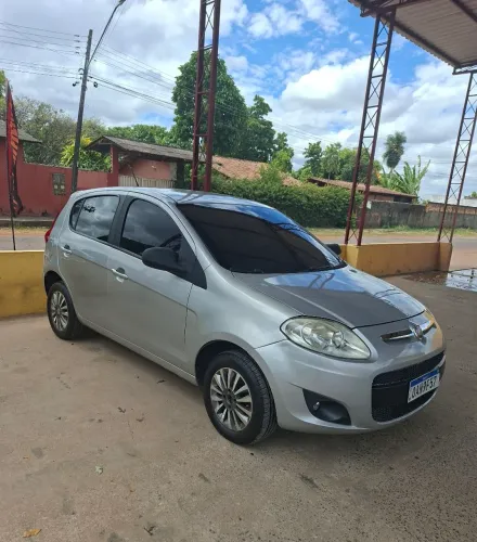 Fiat Palio Attractive 1.0 EVO Fire Flex 8V 5P 2013