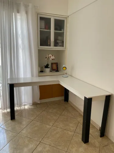 Mesa escritório em L