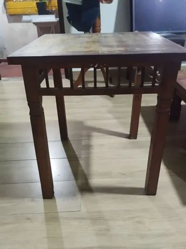 Mesinha de canto