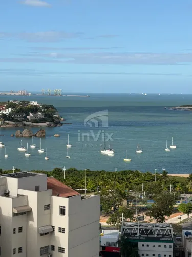 2Q, 93m² com Vista Permanente para o Mar na Praia do Canto!