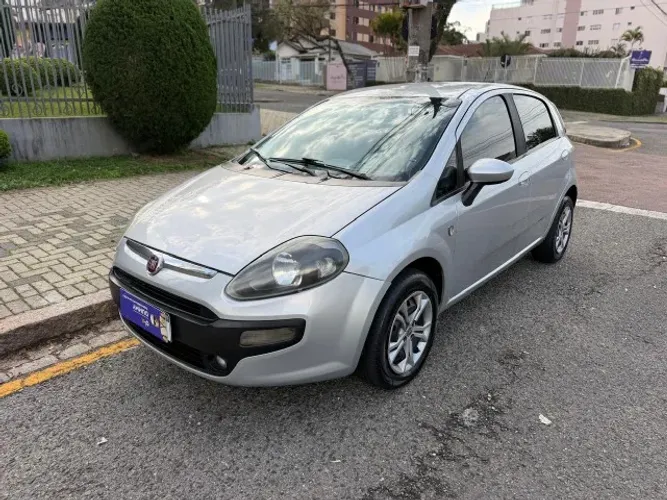 Fiat Punto Attractive Italia 1.4 F.flex 8V 5P 2013