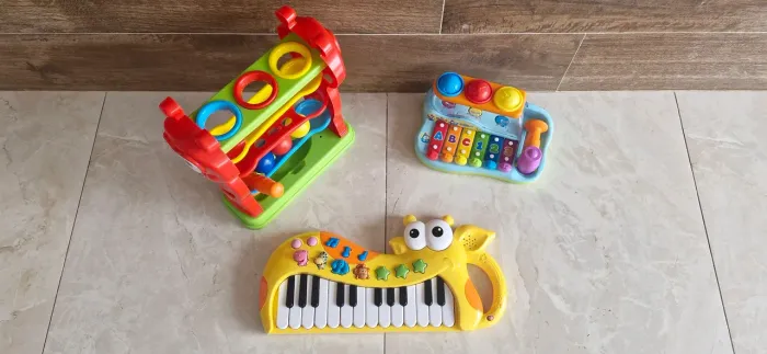 Kit de brinquedos em bom estado