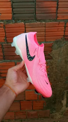 CHUTEIRA NIKE PHANTOM