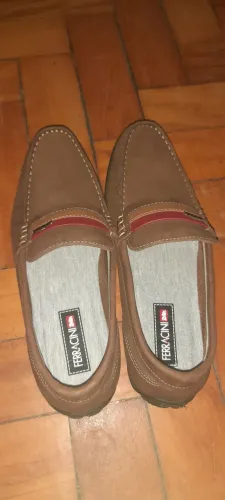 Sapato ferracini (pouquíssimo uso)