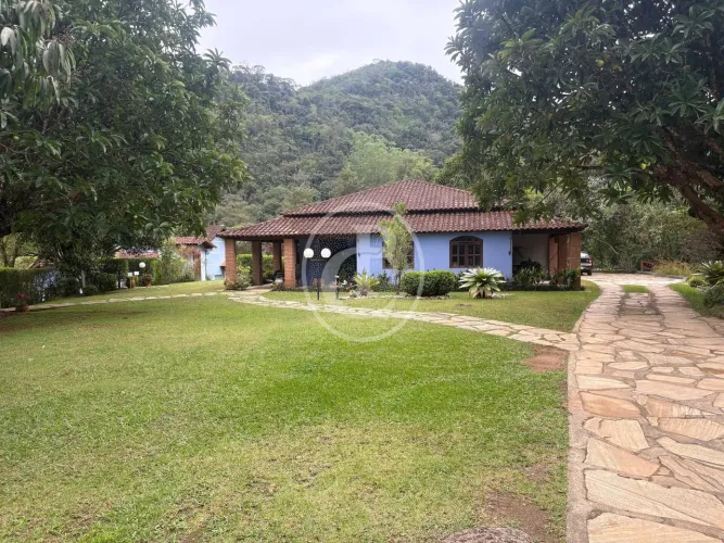 Pousada à Venda em São Francisco Xavier Rio Manso 36.000 m²