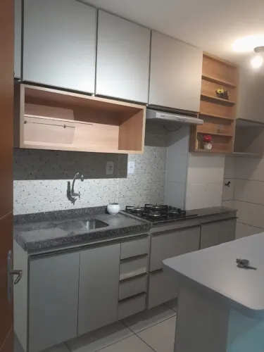 Alugo lindo apartamento no condomínio Jardim do Turu 2
