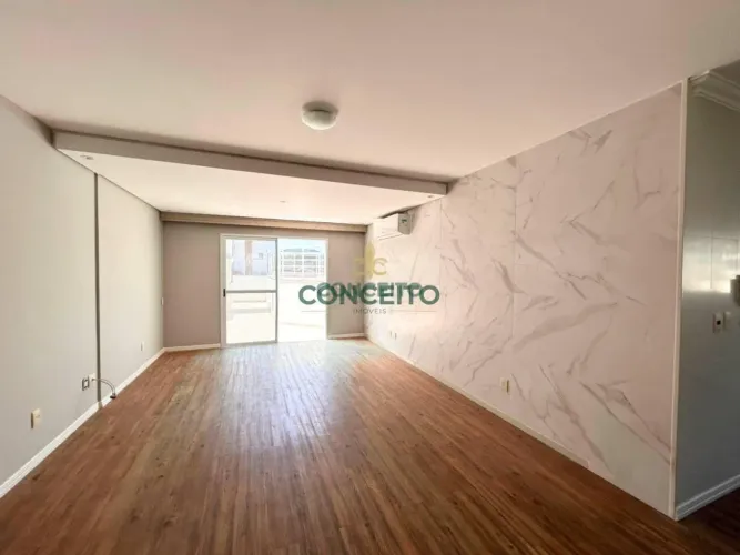 Apartamento com 4 quartos, 263m² no bairro Córrego Grande - Florianópolis