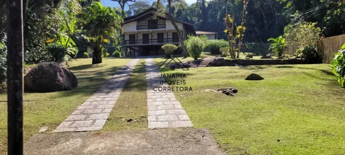Imóvel para venda tem 624 metros quadrados com 7 quartos em Monte Oliveti - Guapimirim - R