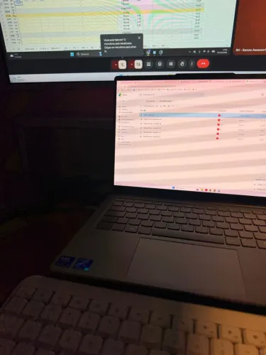 Lenovo oled 7i slim yoga