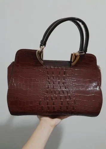 Bolsa Estilo Croco Nova!