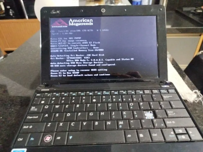 netbook Asus Eee PC 1005HA.
