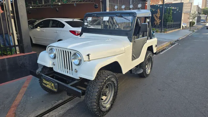 Willys Overland Jeep 2.6 12V Gasolina 2P 1969