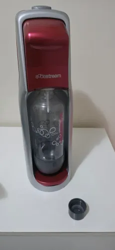 Máquina de água com gás SODASTREAM