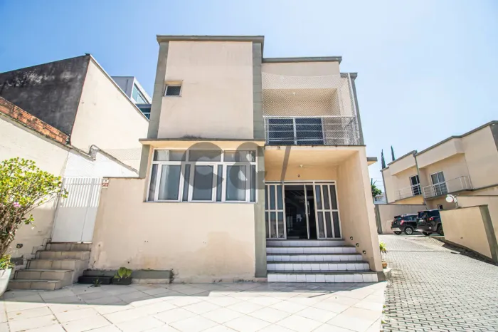 Casa de Condomínio - 4 Dormitórios (2 Suítes) para Alugar no Planalto Paulista - São Paulo