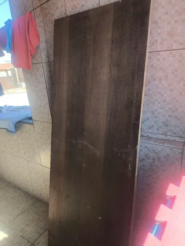 VENDO PORTA USADA