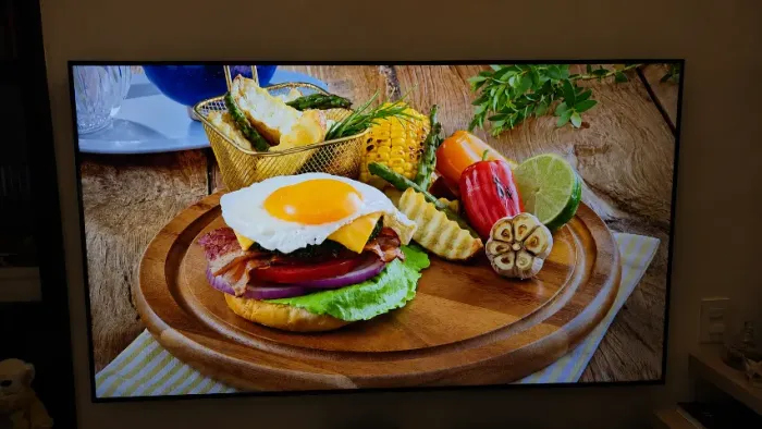 Smart TV Samsung QLED 65? 4K Q70D em Excelente Estado