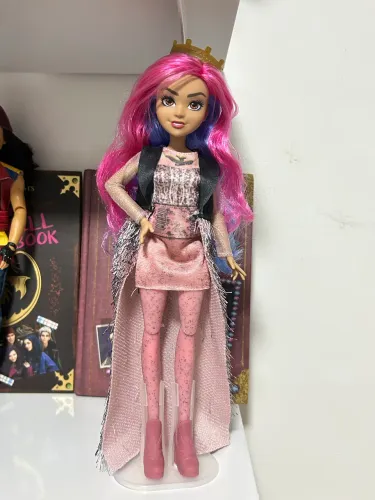 Boneca Audrey Descendentes 3