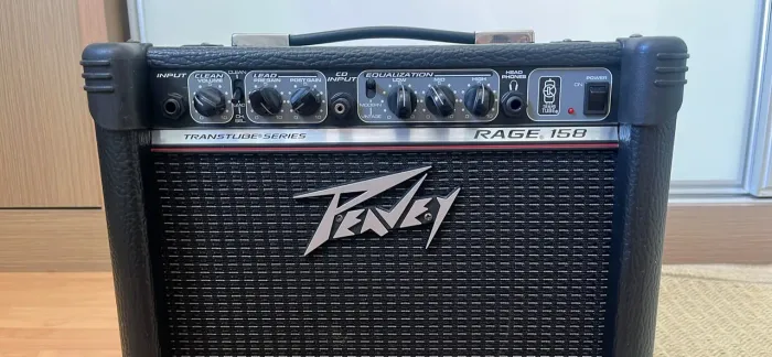 Amplificador Peavey Rage 158 Transtube 15W