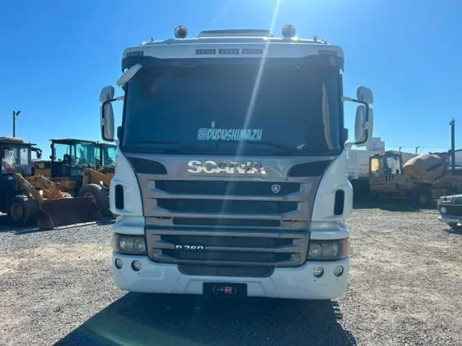 Scania P360 toco no chassis