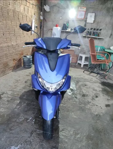 Yamaha Fluo 125 ABS 2023 - Excelente Estado e Muito Económica