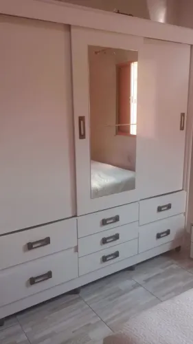 Guarda roupa de casal