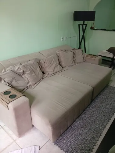 Sofá retrátil e reclinável