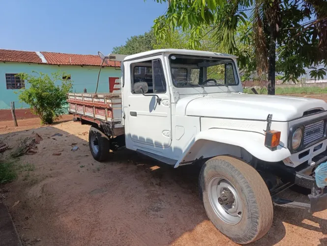 Toyota Band.Picape Chassi Curto Diesel 1986