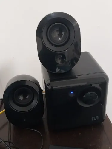 Caixa de som com fio