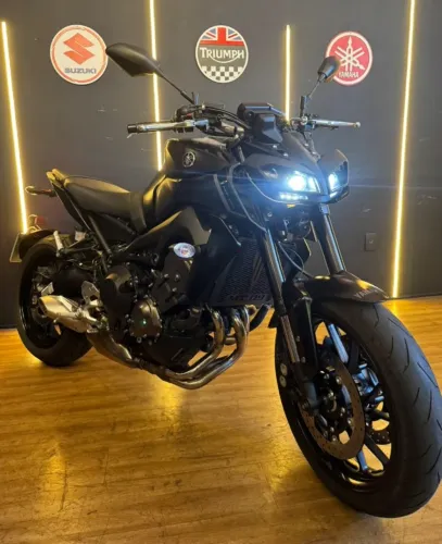 YAMAHA MT 09 2024 COM APENAS 4.900 KMS