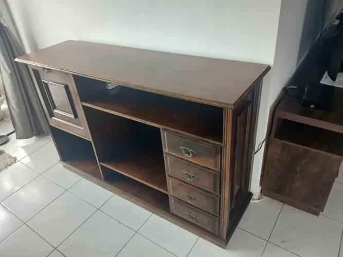 Aparador buffet madeira maciça imbuia usado